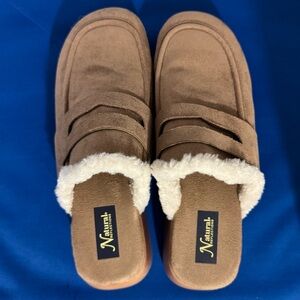 Natural Reflections clogs-size 11